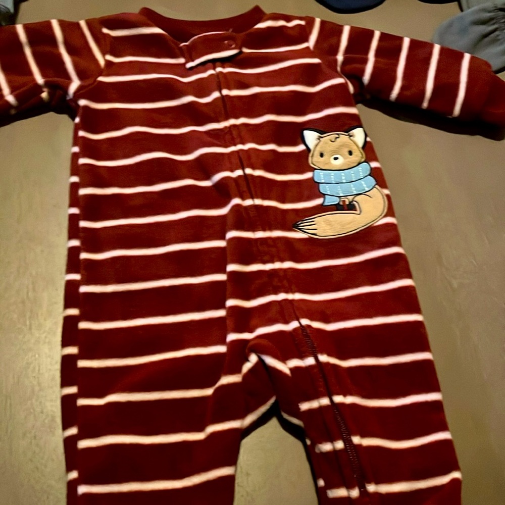 Carter’s Fleece footies, with fox, brand new, never worn